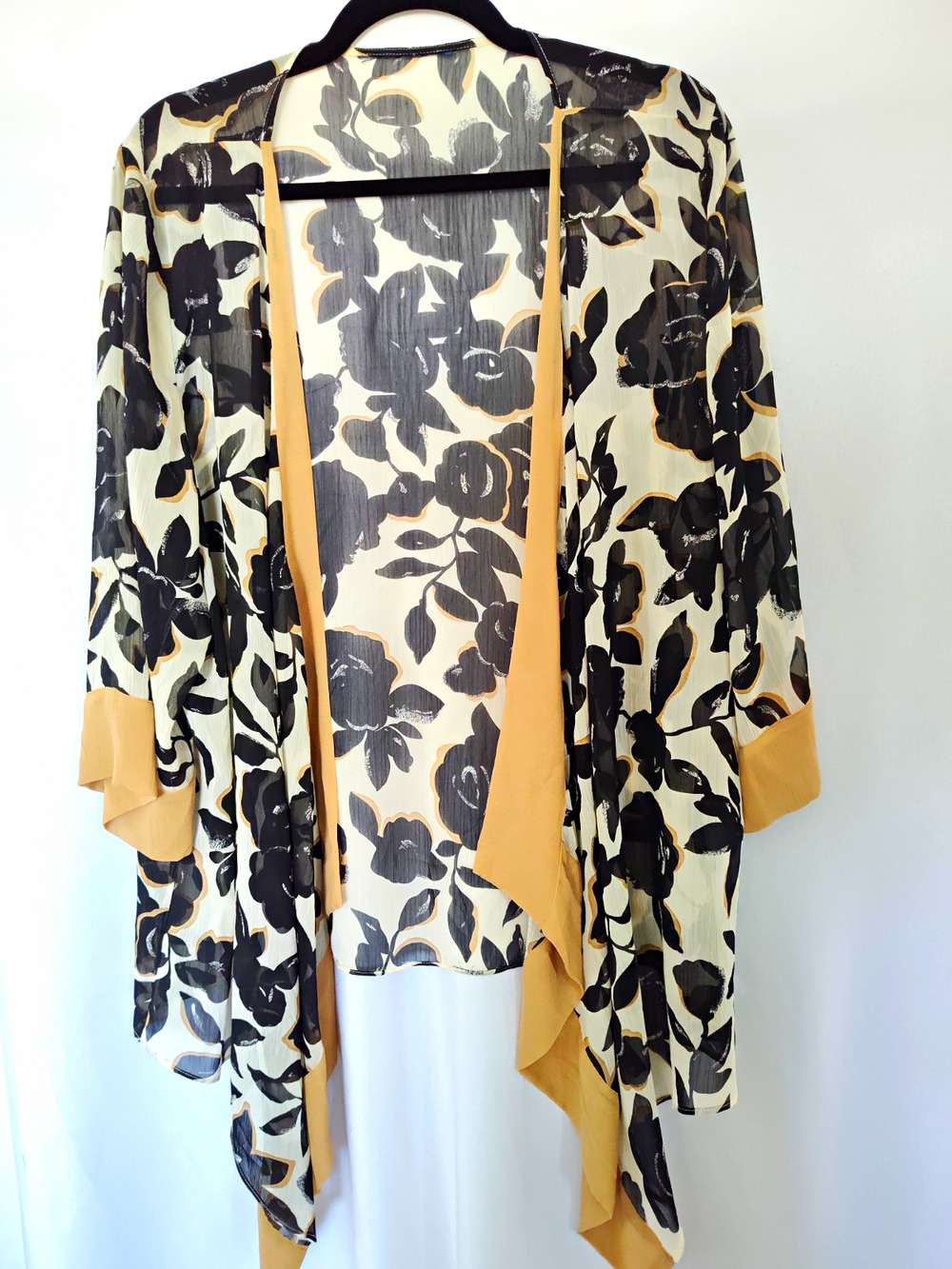 Floral Sheer Chiffon Kimono BLACK AND GOLD Contrast Trim Open Front 3/4 Sleeve
